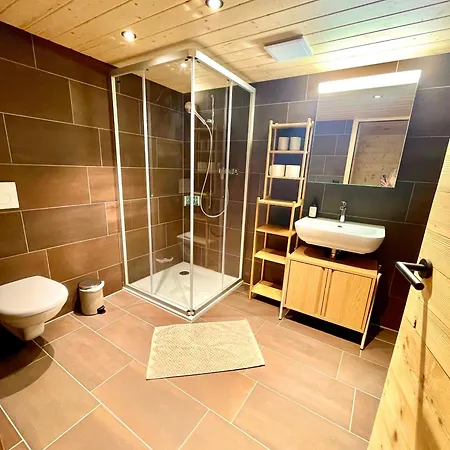 Appartamento Altels I 20min To Interlaken I Free Parking Frutigen